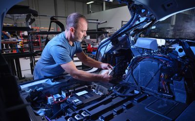 Modificatiespecialist bij ModiForce: werken aan voertuigen die ertoe doen